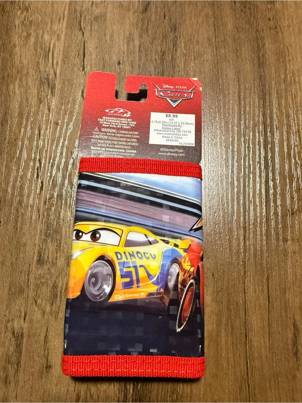 Disney Cars Lightning McQueen Sleeve Wallet in Red and Yellow